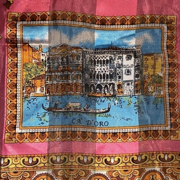 Venezia Scarf Featured 6 Touristic Attractions 37 x 37 - Picture 8 of 11
